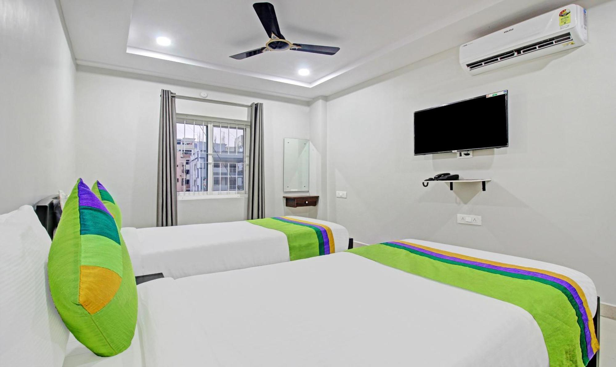 Itsy Hotels Sunrise Grand, Hitech City Хидерабад Екстериор снимка